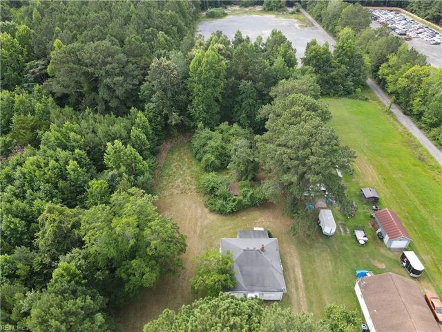 127 Philhower DR, Suffolk, VA 23434