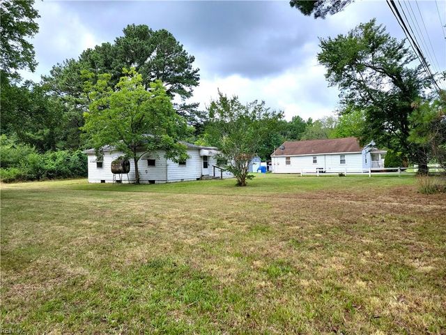 127 Philhower DR, Suffolk, VA 23434