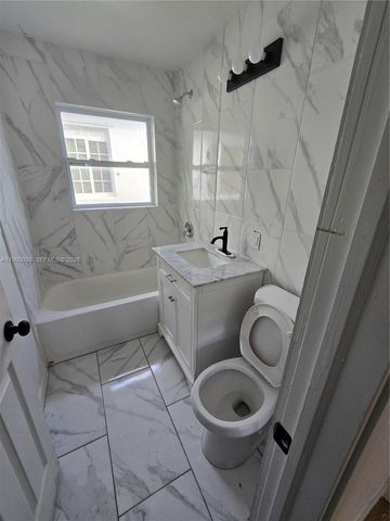 4000 Greenwood Ave 1, West Palm Beach, FL 33407