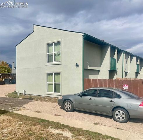 4360 Loomis Avenue, Colorado Springs, CO 80906