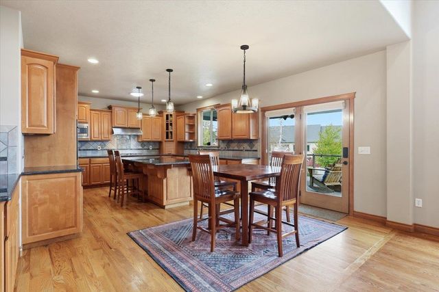 2309 S Morningside Heights Dr, Greenacres, WA 99016