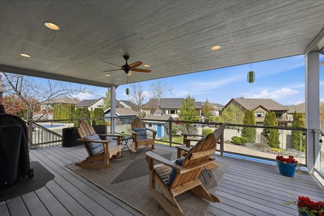 2309 S Morningside Heights Dr, Greenacres, WA 99016