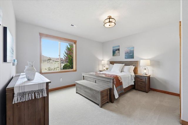 2309 S Morningside Heights Dr, Greenacres, WA 99016