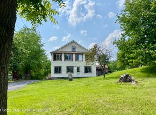 130 N Washington St Street, Athens, NY 12015