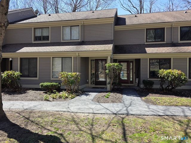 35 Riveredge Drive 35, Winchester, CT 06098