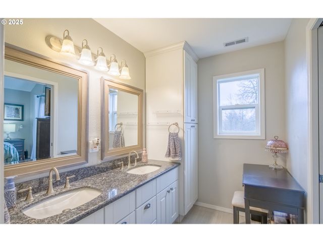 51784 Se 9TH St, Scappoose, OR 97056