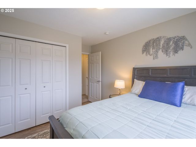 51784 Se 9TH St, Scappoose, OR 97056