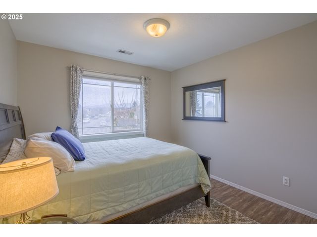 51784 Se 9TH St, Scappoose, OR 97056