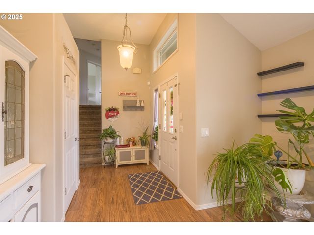 51784 Se 9TH St, Scappoose, OR 97056