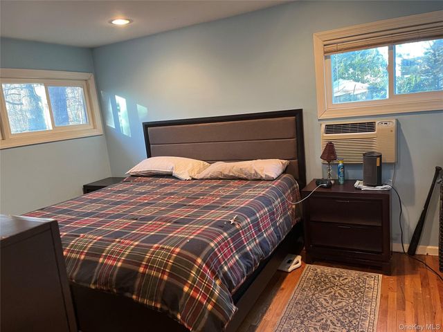 1432 Lakeshore Drive, Massapequa Park, NY 11762