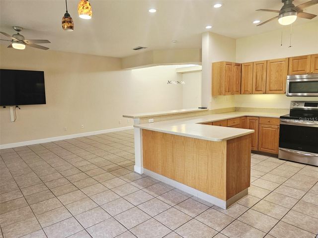 6251 VISTA VERDE DRIVE W, St Petersburg, FL 33707