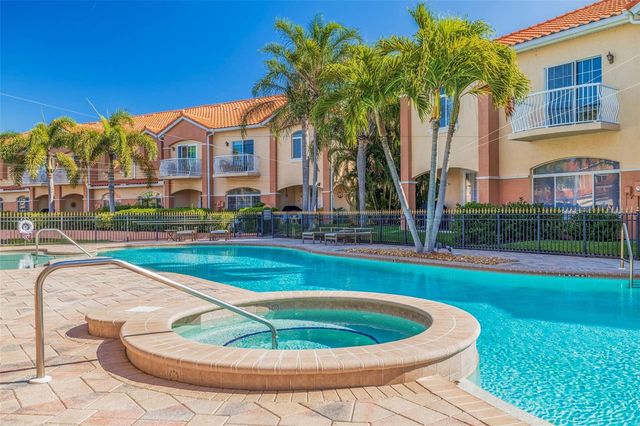 6251 VISTA VERDE DRIVE W, St Petersburg, FL 33707