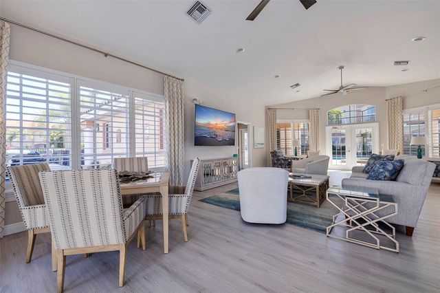 6251 VISTA VERDE DRIVE W, St Petersburg, FL 33707