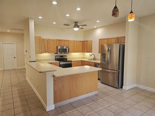 6251 VISTA VERDE DRIVE W, St Petersburg, FL 33707