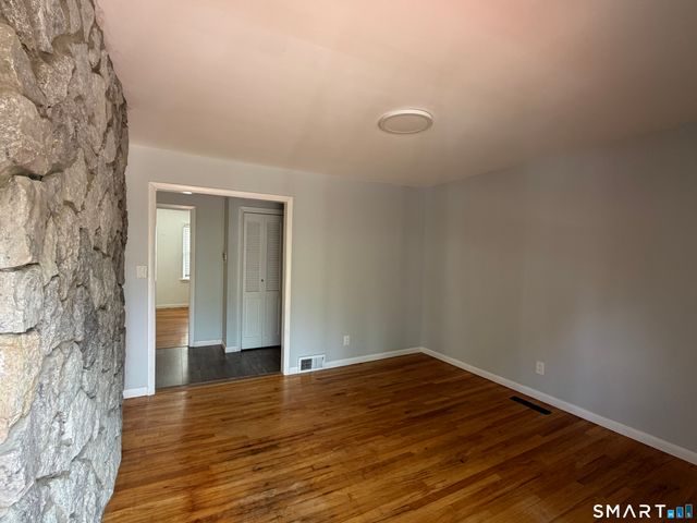18 Hilltop View Road, New Milford, CT 06776
