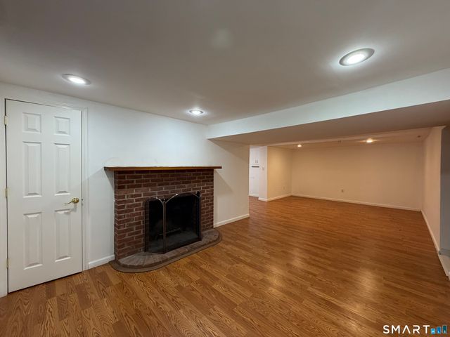 18 Hilltop View Road, New Milford, CT 06776