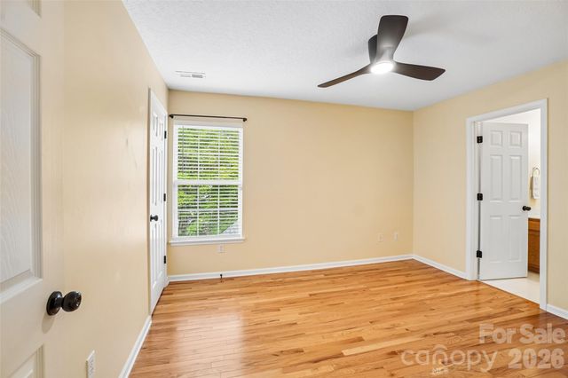 26 Willowick Drive, Asheville, NC 28803