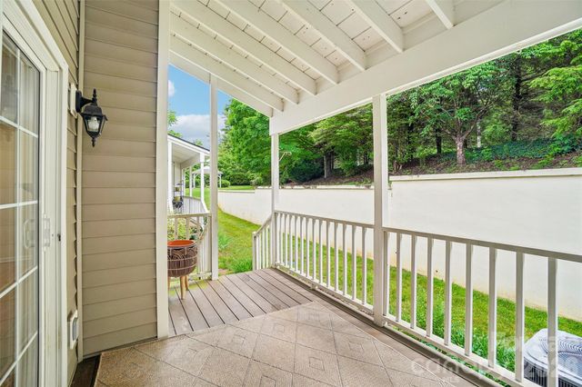 26 Willowick Drive, Asheville, NC 28803