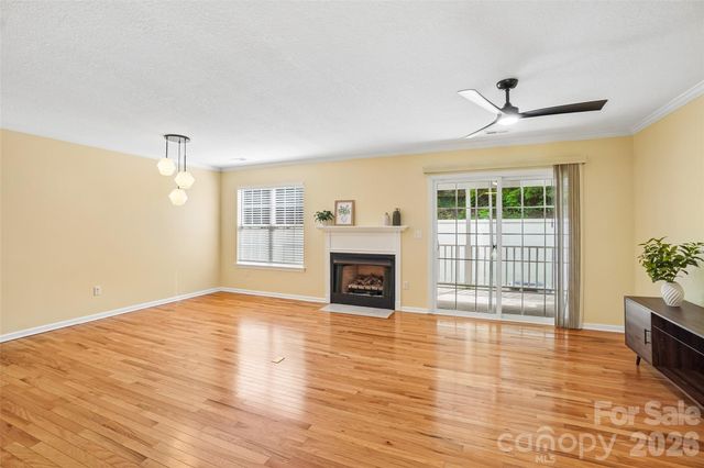 26 Willowick Drive, Asheville, NC 28803
