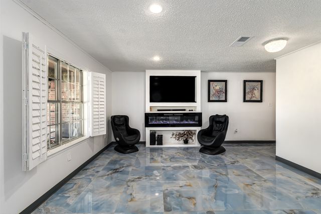 5013 South Drive, Fort Worth, TX 76132