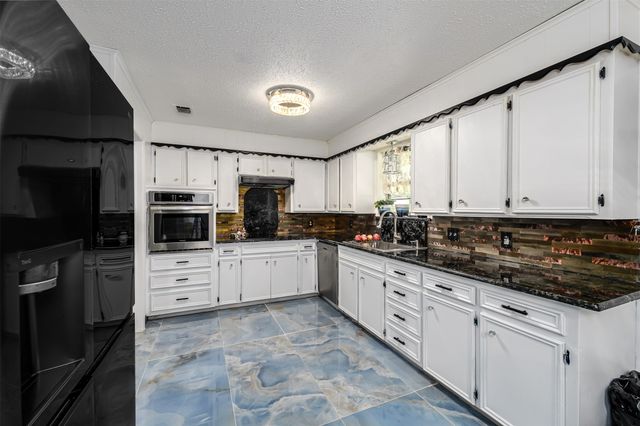 5013 South Drive, Fort Worth, TX 76132