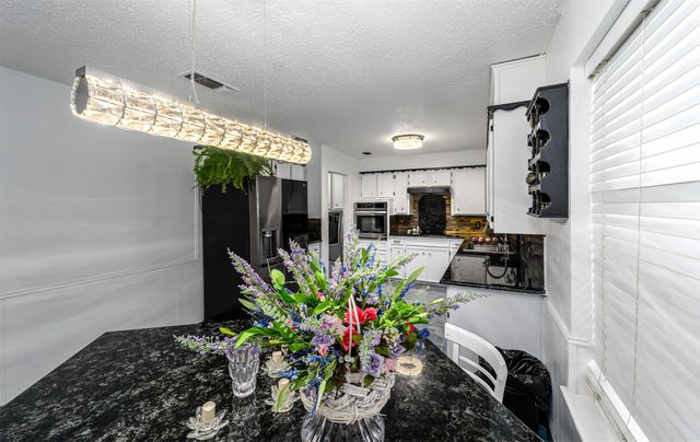5013 South Drive, Fort Worth, TX 76132