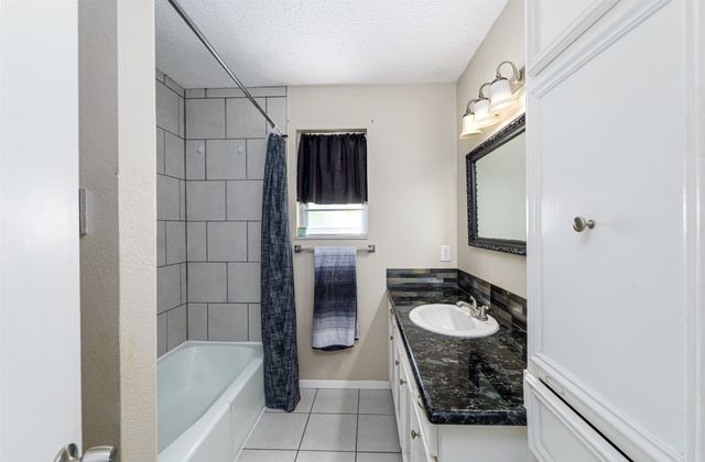 5013 South Drive, Fort Worth, TX 76132