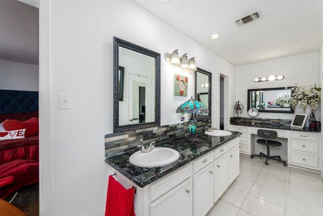 5013 South Drive, Fort Worth, TX 76132