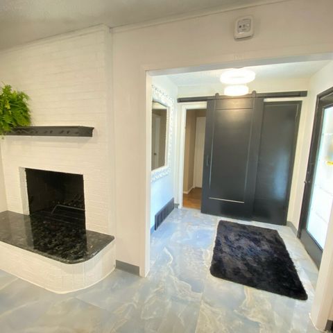 5013 South Drive, Fort Worth, TX 76132