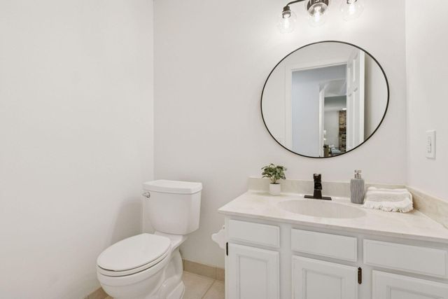 14650 40th Place N, Plymouth, MN 55446