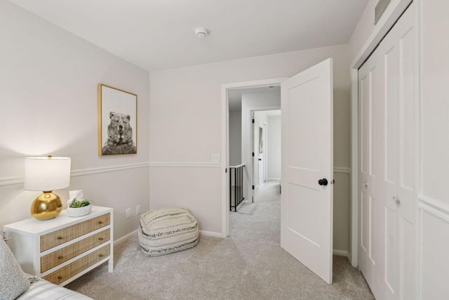 14650 40th Place N, Plymouth, MN 55446