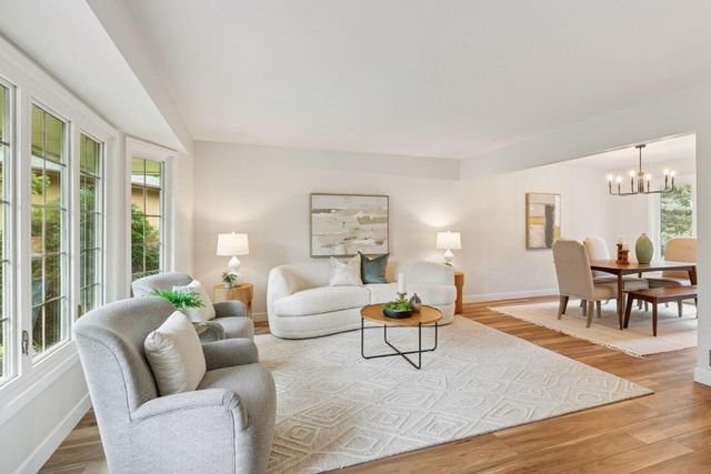 14650 40th Place N, Plymouth, MN 55446