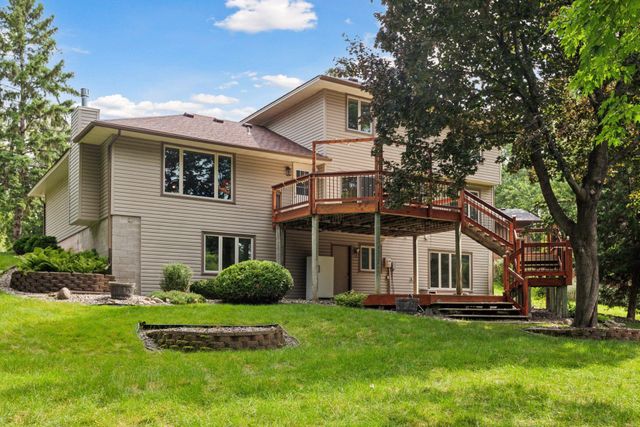 14650 40th Place N, Plymouth, MN 55446