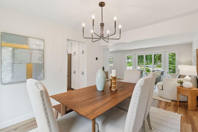 14650 40th Place N, Plymouth, MN 55446