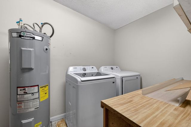 1040 SE 5th Street SE, Stuart, FL 34996