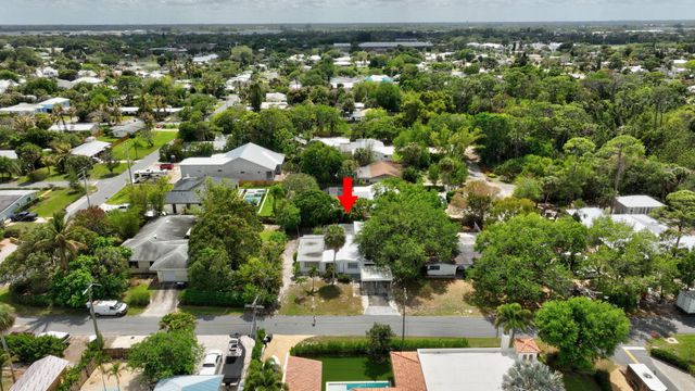 1040 SE 5th Street SE, Stuart, FL 34996