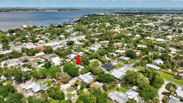 1040 SE 5th Street SE, Stuart, FL 34996