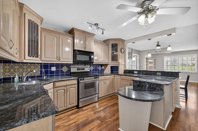 1040 SE 5th Street SE, Stuart, FL 34996