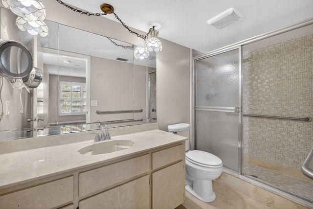 1040 SE 5th Street SE, Stuart, FL 34996