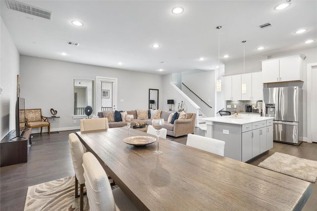 8411 Hempstead Road A, Houston, TX 77008