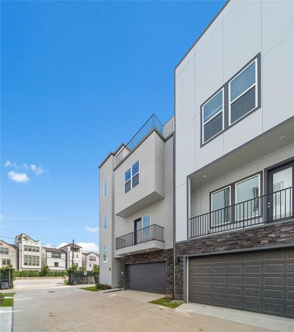 8411 Hempstead Road A, Houston, TX 77008