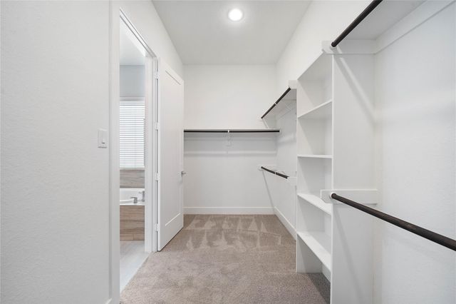 8411 Hempstead Road A, Houston, TX 77008