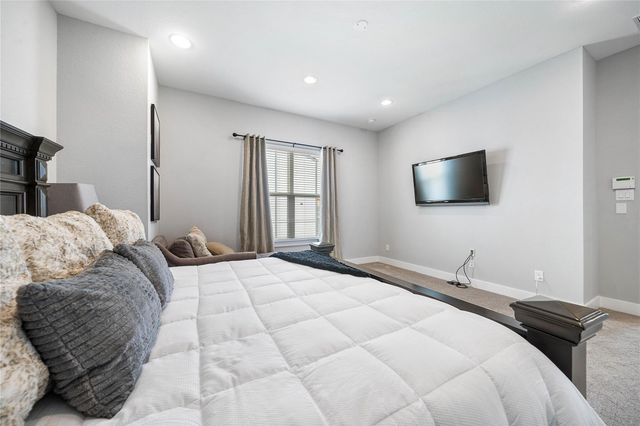 8411 Hempstead Road A, Houston, TX 77008