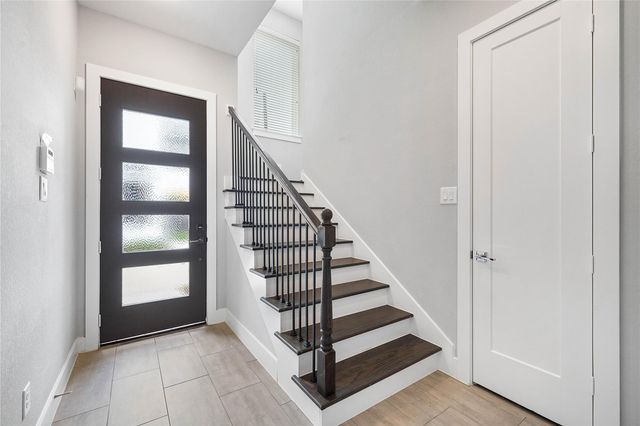 8411 Hempstead Road A, Houston, TX 77008