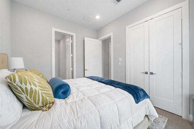 8411 Hempstead Road A, Houston, TX 77008
