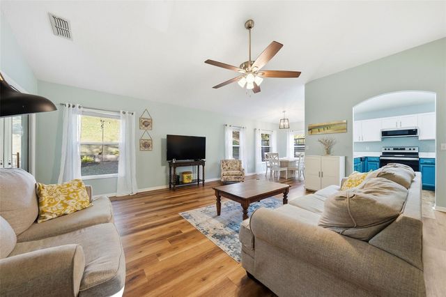 625 WILLOW RUN STREET, Minneola, FL 34715