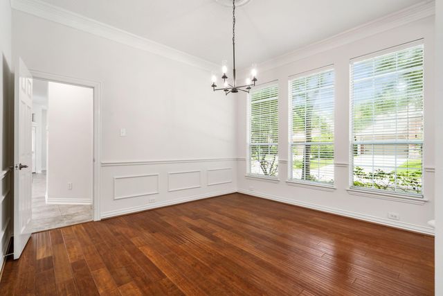 187 E Lansdowne Circle, The Woodlands, TX 77382