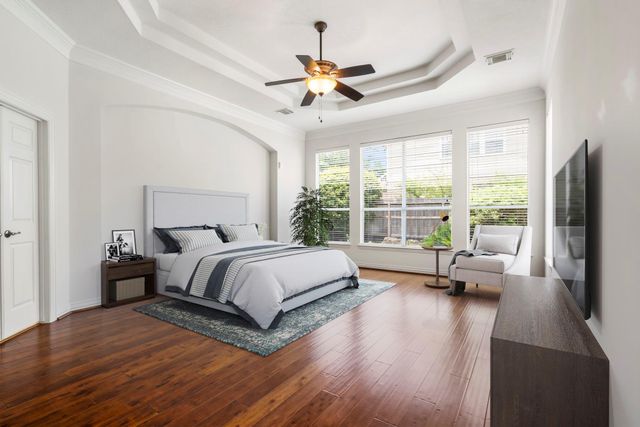 187 E Lansdowne Circle, The Woodlands, TX 77382