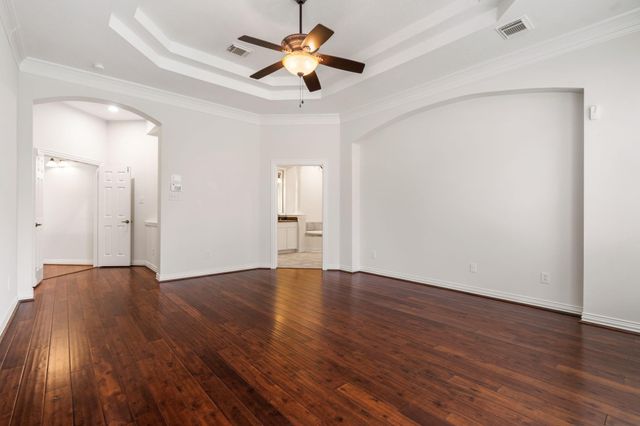 187 E Lansdowne Circle, The Woodlands, TX 77382