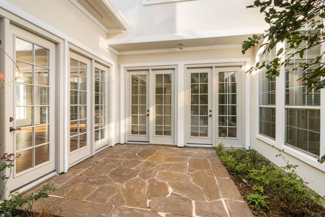 187 E Lansdowne Circle, The Woodlands, TX 77382